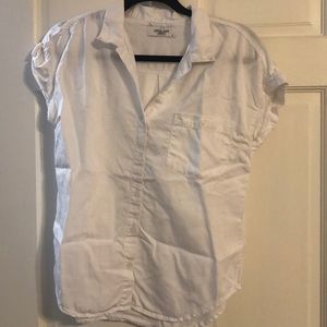 Carly Jean LA white short sleeved blouse